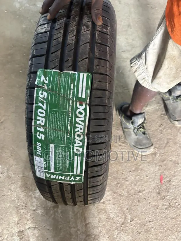 215/70r15C Dovroad Tire · Photo 1