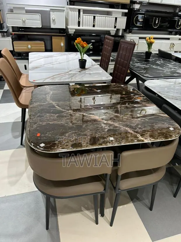 Dining Table With 4 Chairs · Photo 1