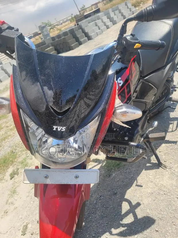 TVS Stryker 125 2025 Red · Photo 1