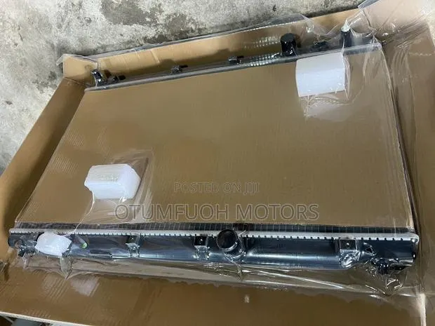Honda CR-V 2017 2018 2019 2021 2022 Radiator ( Water Tank) · Photo 1