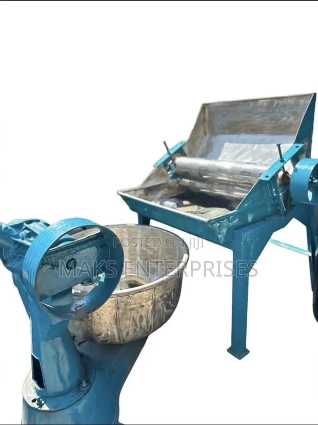 Bread Making Machine With Electric Motors Complete · Photo 1