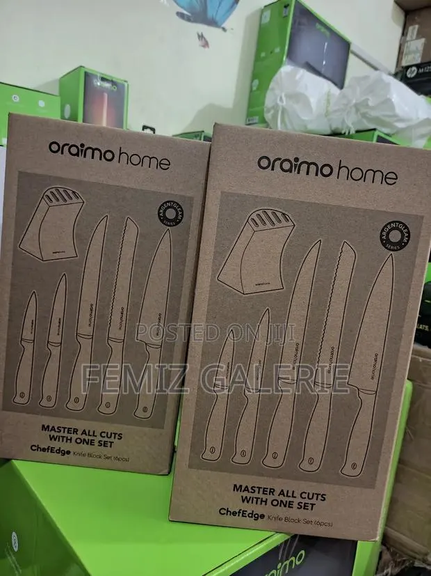 Oraimo Chefedge All in One Knife Block Set · Photo 1