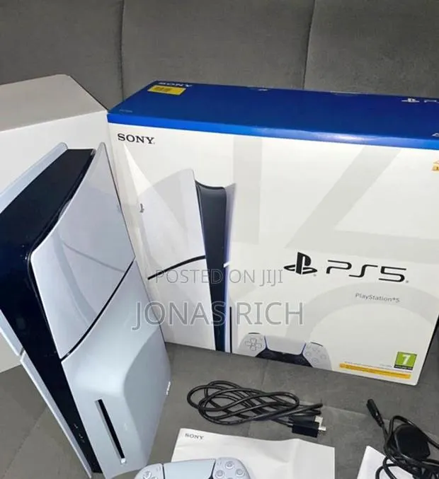 Sony Ps5 Disc Edition – Uk Import, Boxed, Complete Set · Photo 1