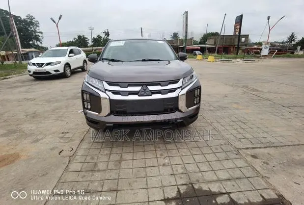 Mitsubishi Outlander Sport 2020 Brown · Photo 1