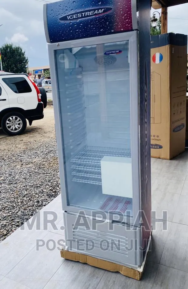 Quality UNI-250C Display Fridge(Blue)198ltr · Photo 1