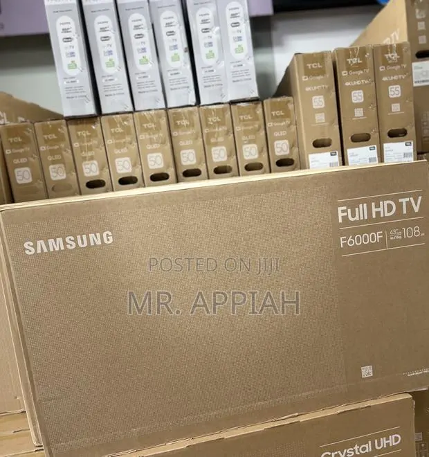 Premium Samsung 43u8072f 43 Inch Crystal Uhd Smart Tv(Black) · Photo 1