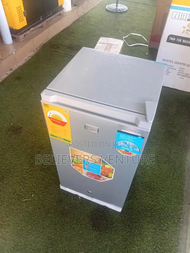Gold Star Refrigerator – Durable, Spacious Efficient · Photo 1