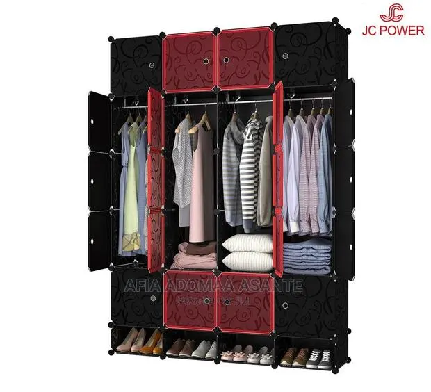 20 Cubes Plastic Wardrobe · Photo 1