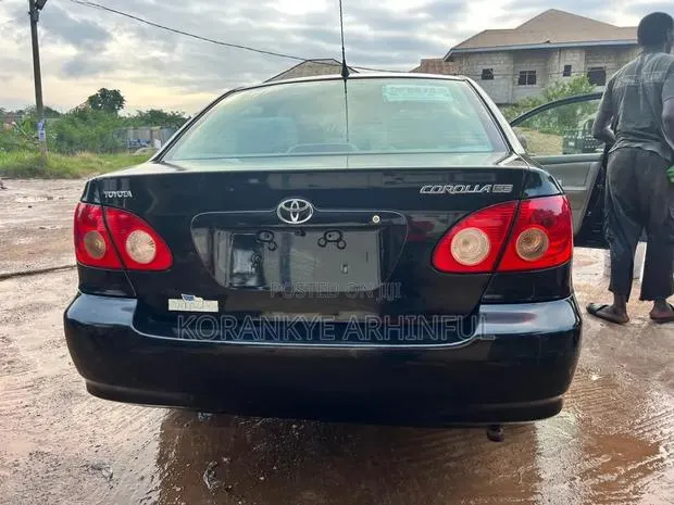 Toyota Corolla 2007 Black · Photo 1