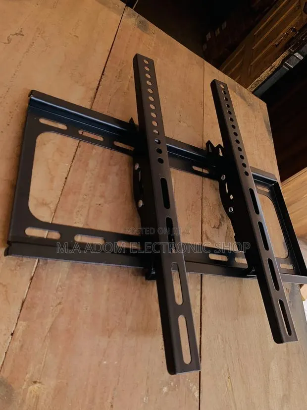 Tilting Wall Mount for Led Tv 32”-65 · Photo 1