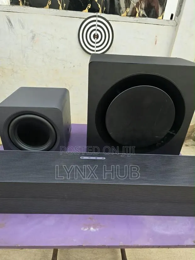 Samsung Soundbar Q990F · Photo 1