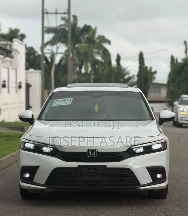 Honda Civic Touring 2022 White · Photo 1