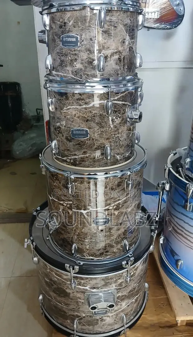 Yamaha Rydeen 5-Piece Drumset (Broken Brown) · Photo 1