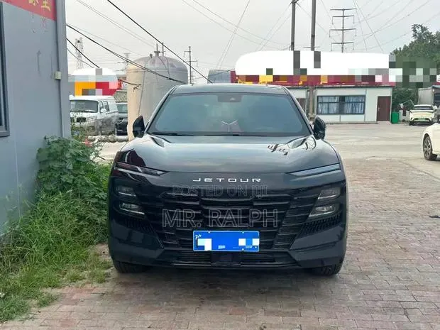 Jetour Dashing 1.5 Petrol FWD 2023 Black · Photo 1