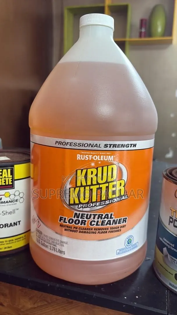 Floor Cleaner – Neutral pH Floor Cleaning Solution (3.78 Litres) · Photo 1
