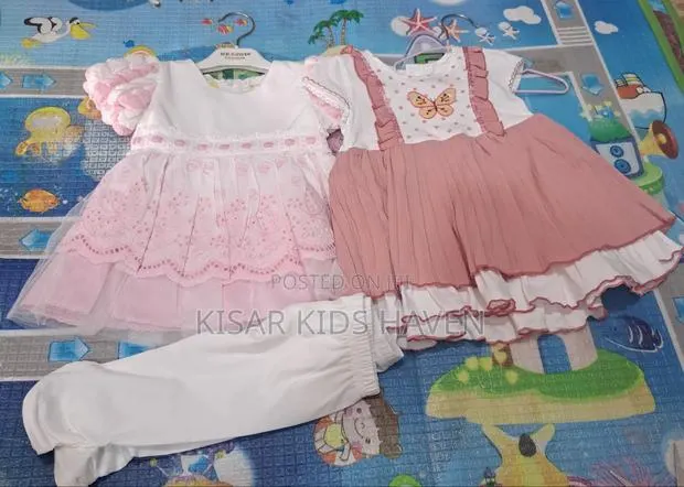 3 Pieces Fine Baby Girl Dress 0 to 6months ( Reduced to Clear) · Photo 1