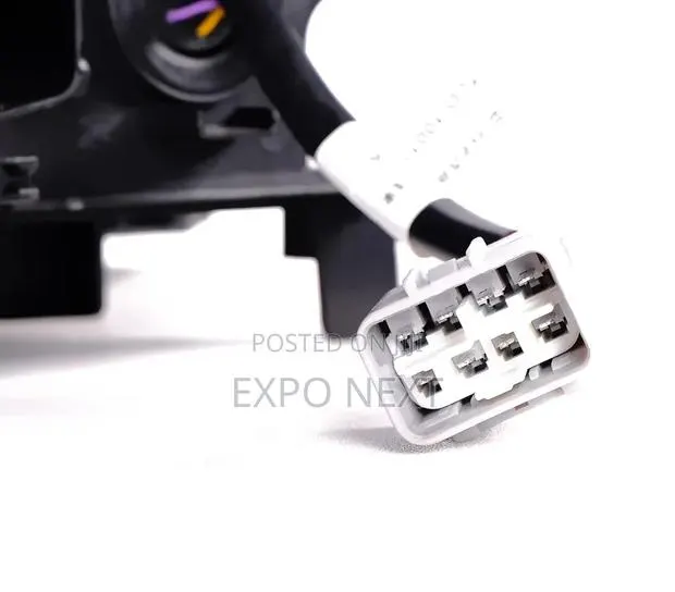 Toyota Hilux 2025-2026 Head Light · Photo 1