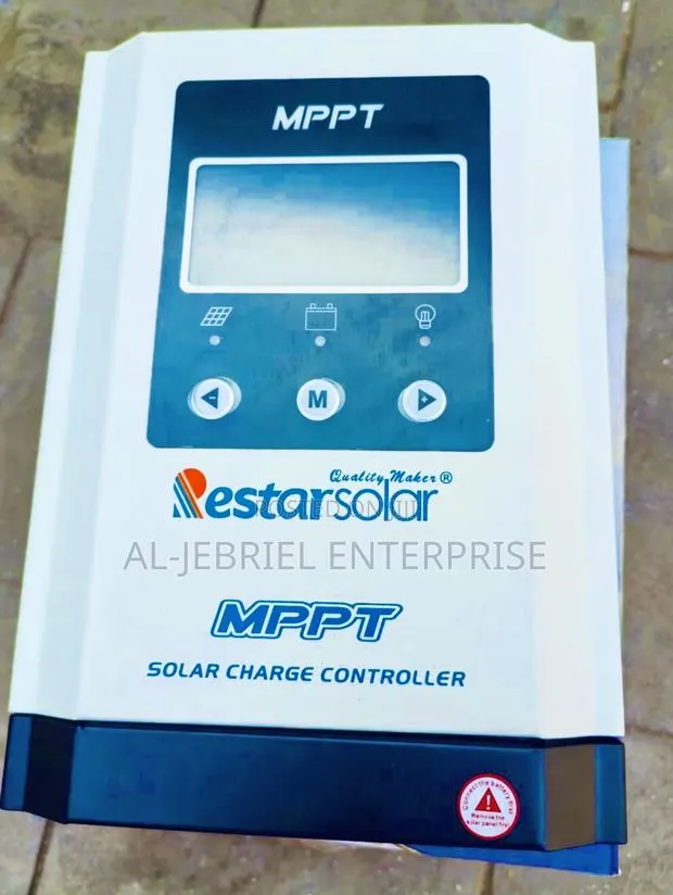 Charge Controller 40 Amps · Photo 1