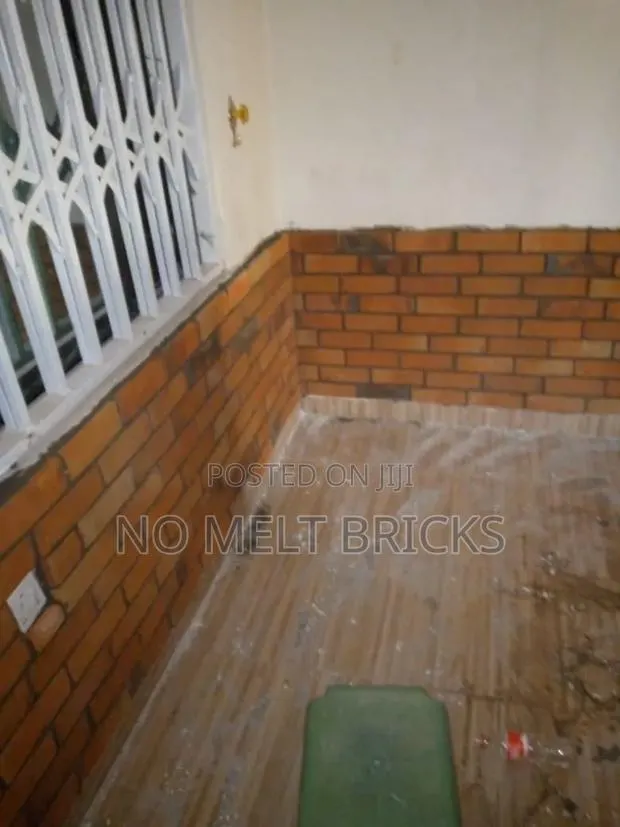 Bright Surface Clay Tiles · Photo 1