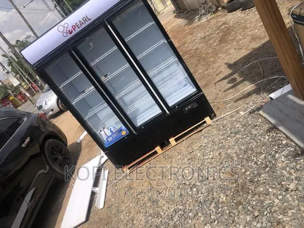 Pearl 950 Liters 3 Doors Display Fridge / Beverage Cooler · Photo 1