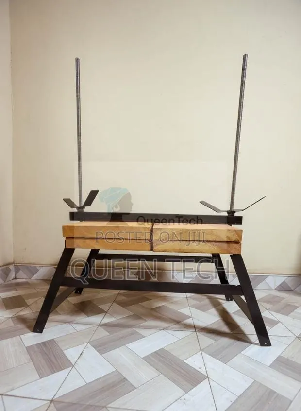 Screw Press Machine · Photo 1