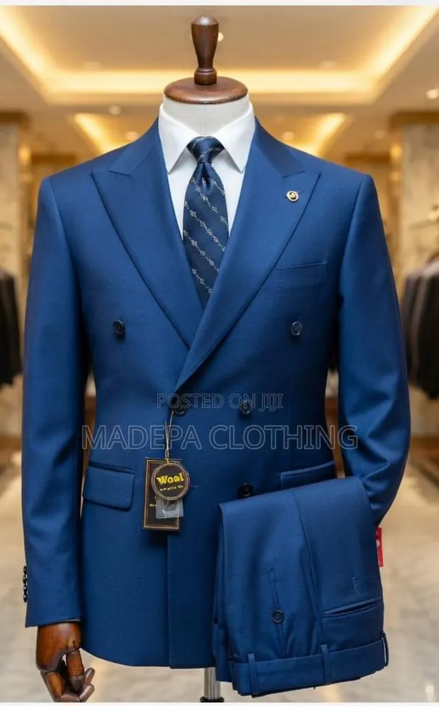 Royal Blue Double-Breasted Men’S Suit-Premium Quality · Photo 1