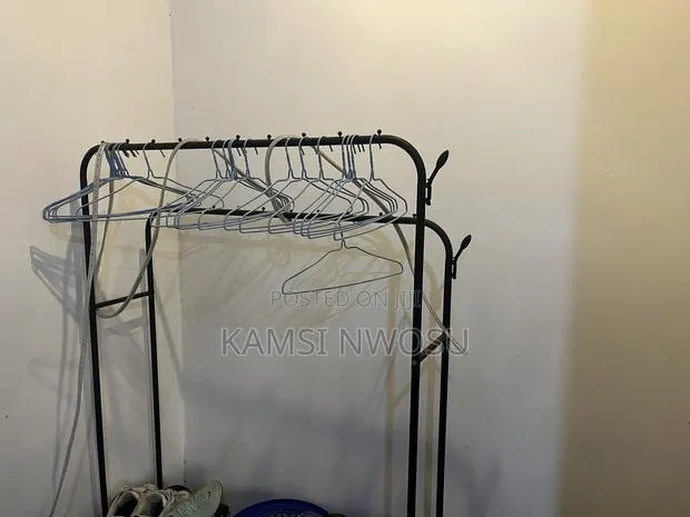 Cloth Rack · Photo 1
