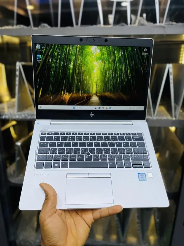 Laptop HP EliteBook 830 G6 16GB Intel Core i5 SSD 256GB · Photo 1