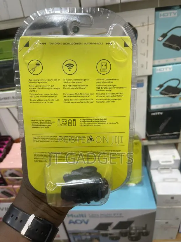 Logitech R400 Laser Presentation Remote Present Like a Pro! · Photo 2
