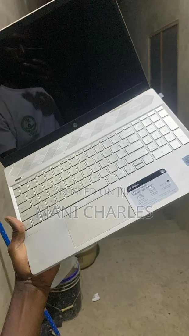 Laptop HP Pavilion 15 16GB Intel Core i5 SSD 512GB · Photo 1