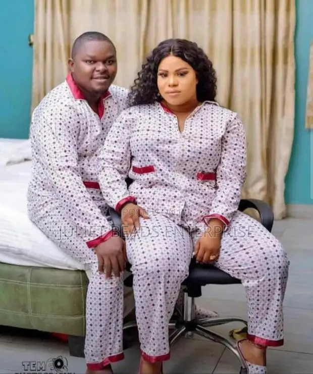 Unisex Pyjamas · Photo 1