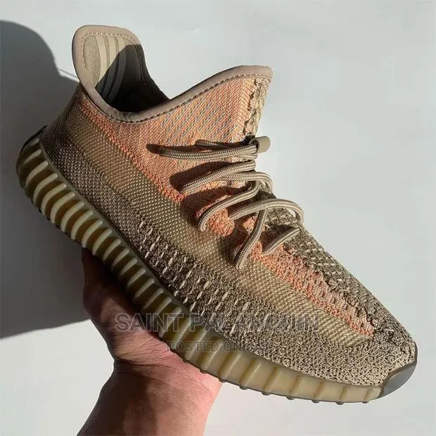 Yeezy Boost · Photo 1