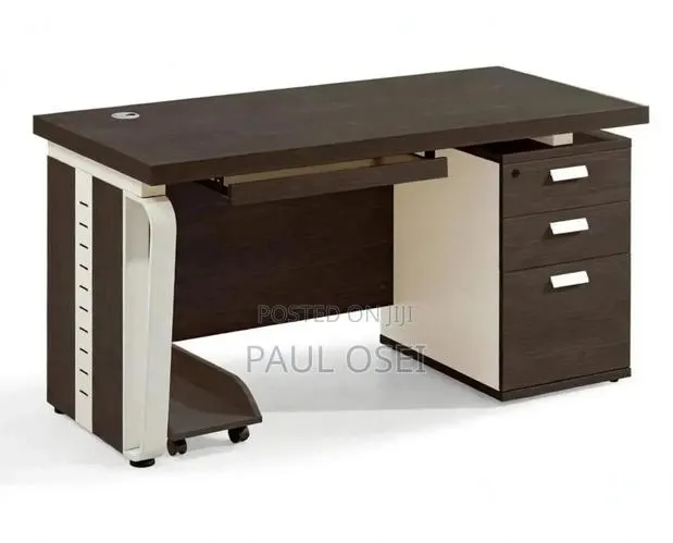 Office Desk · Photo 1