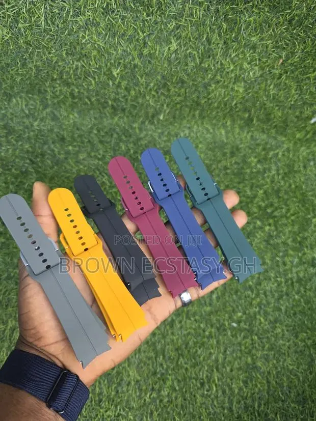 Galaxy Watch 4/5/6/7/Fe Replacement Straps · Photo 1