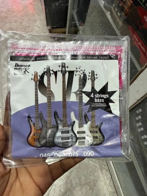 Ibanez 4-String Bass Guitar Strings · Photo 1