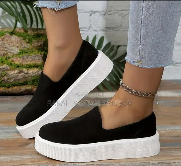 Loafer’s Women’s 2024 Casual Round Toe · Photo 1