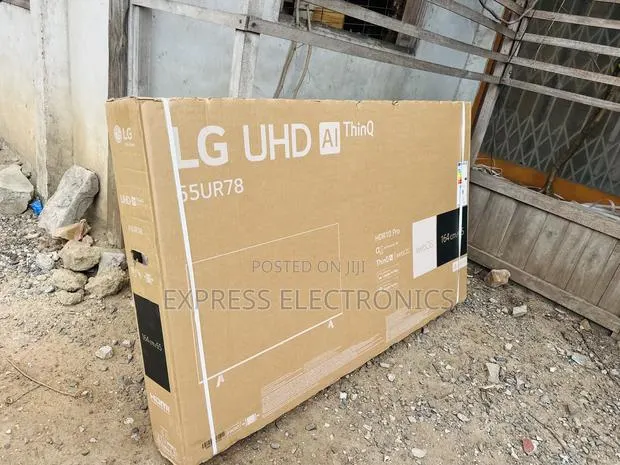 Vivid Wide Enhancement Color Uhd Smart Glossy 65”Ur780 · Photo 1