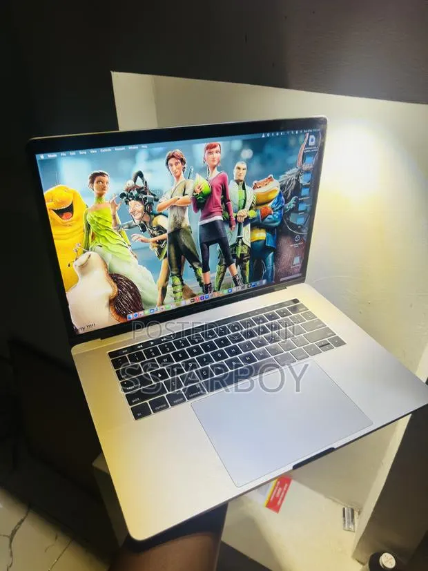 Laptop Apple MacBook Pro 2016 16GB Intel Core i7 HDD 500GB · Photo 1