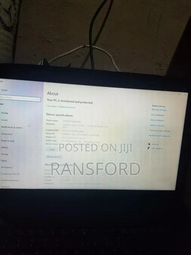 Laptop Medion 4GB Intel Core i3 HDD 500GB · Photo 1