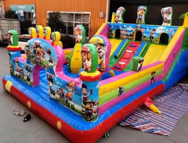 Bouncing Castle Large Size · Photo 1