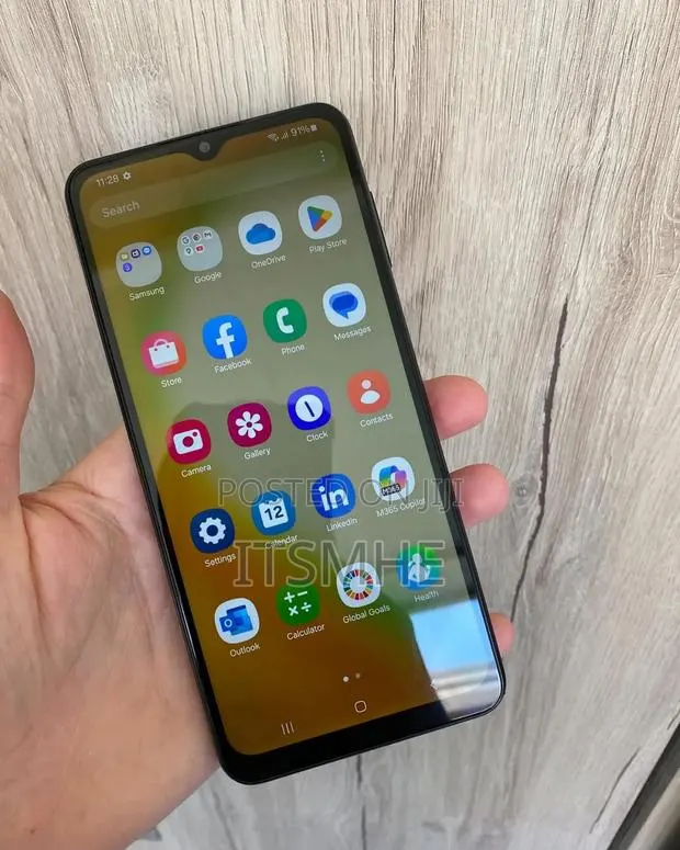 New Samsung Galaxy A04s 128 GB Black