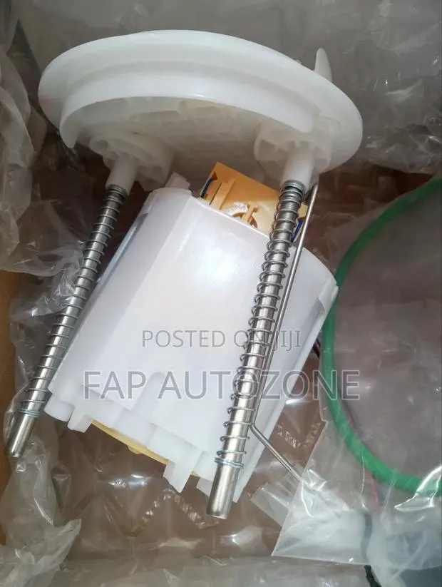 Genuine UP Chrysler 300,Dodge Charger, Challenger, Fuel Pump From USA · Photo 1