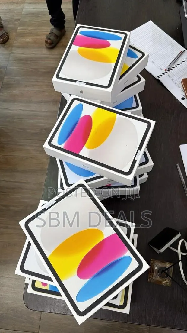 New Apple iPad (2025) 128 GB Blue · Photo 1