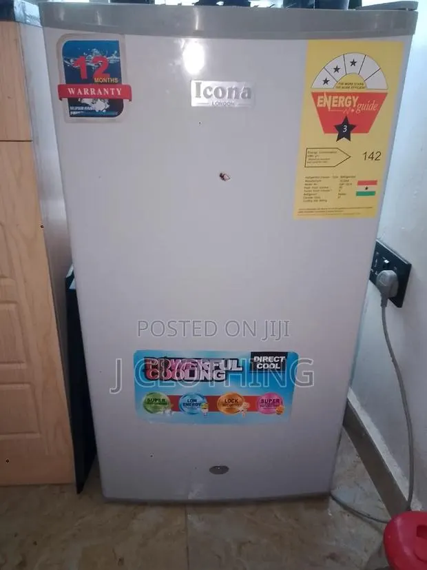 Refrigerator · Photo 1
