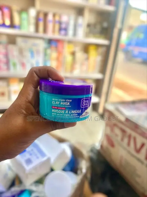 Clean Clear Acne Triple Clear Clay Mask · Photo 1