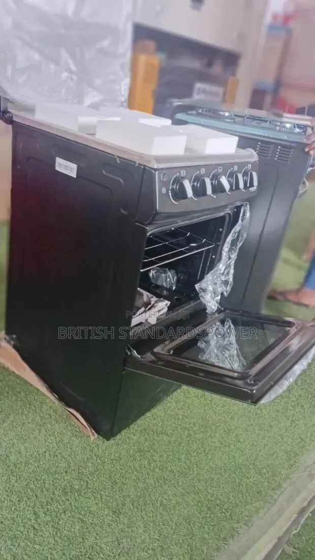 Classic 4 Burner Icona Gas Cooker With Oven · Photo 1