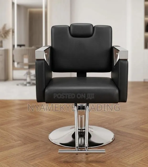 Barbering Salon Chair · Photo 1