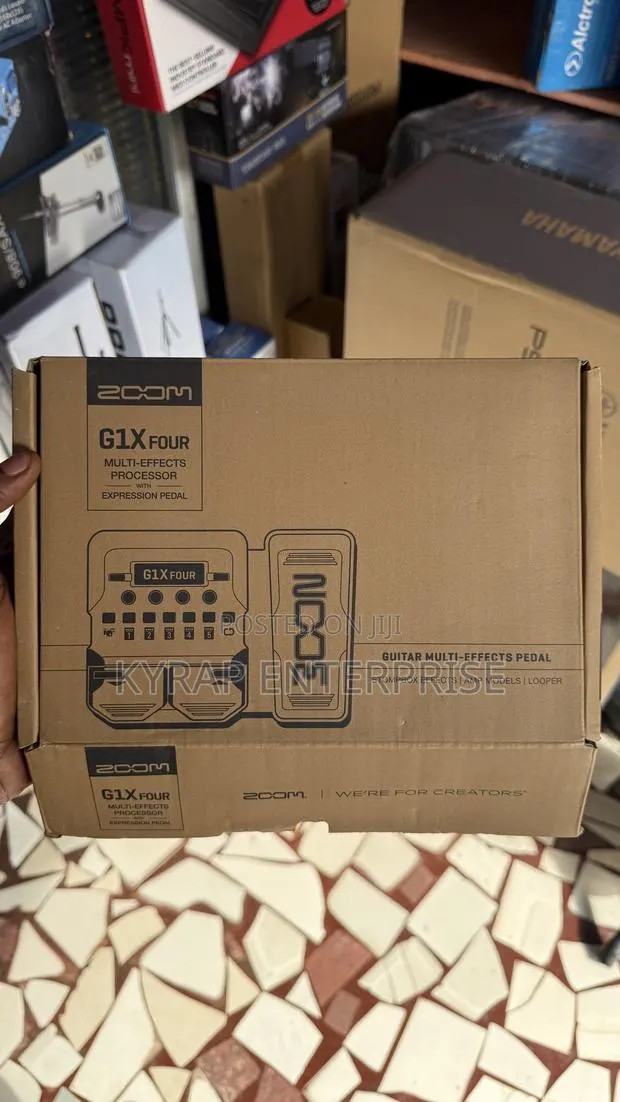 Zoom Gix Four Effect Pedal · Photo 1