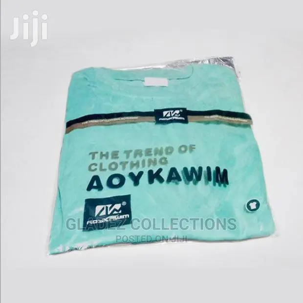 Round Neck Short's Sleeve T - Shirt