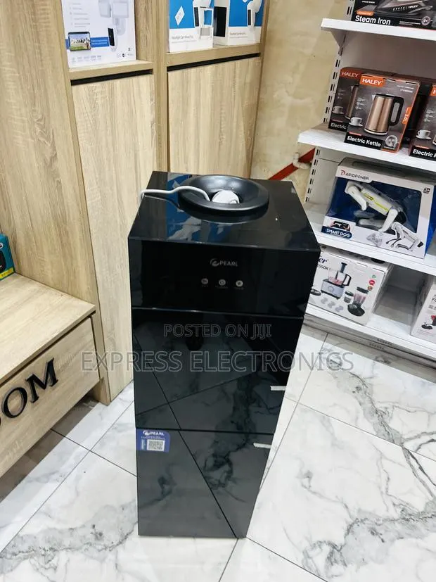 Long Lasting Effects Black Pearl Water Dispenser Black · Photo 1